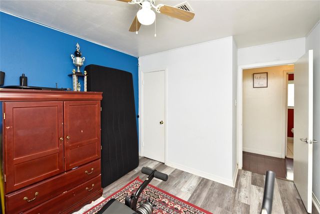 543 Dalewood Drive, Houston, TX 77060