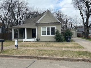 509 N Buffalo Avenue, Cleburne, TX 76033