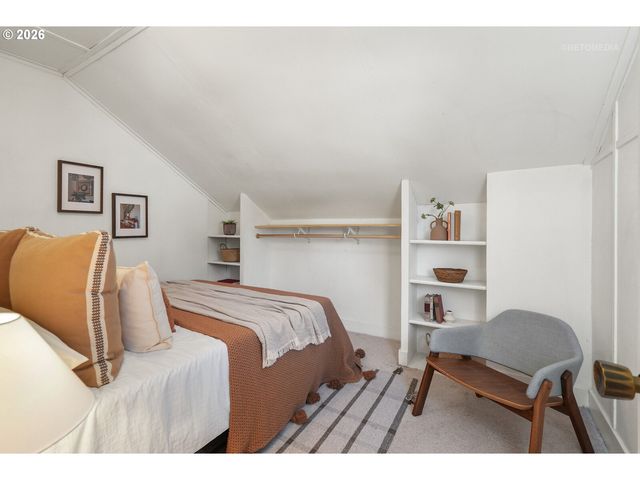 2948 Ne 24TH Ave, Portland, OR 97212