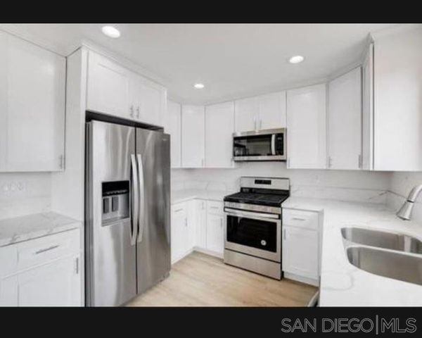 2027 Abbe, San Diego, CA 92111