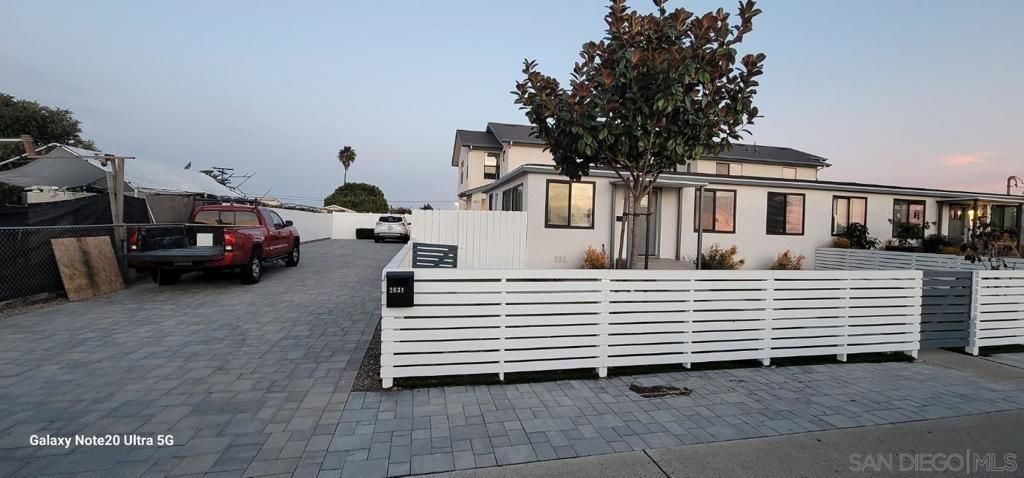2027 Abbe, San Diego, CA 92111