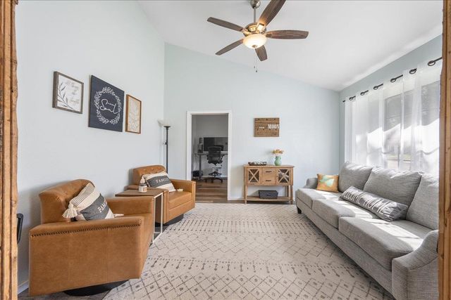 304 Sycamore DR, Cedar Park, TX 78613