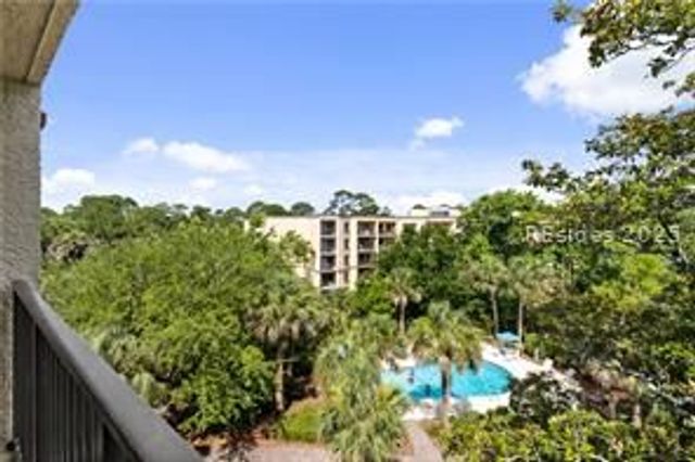 34 Forest Beach Drive N D19, Hilton Head Island, SC 29928