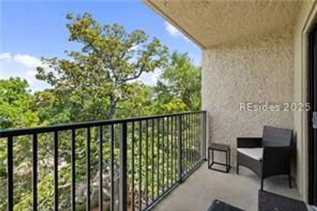 34 Forest Beach Drive N D19, Hilton Head Island, SC 29928