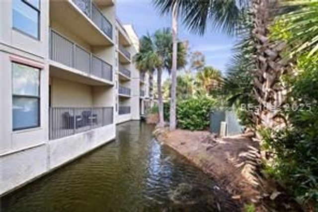 34 Forest Beach Drive N D19, Hilton Head Island, SC 29928