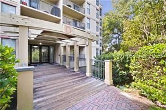 34 Forest Beach Drive N D19, Hilton Head Island, SC 29928