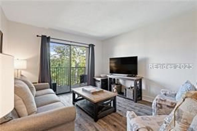 34 Forest Beach Drive N D19, Hilton Head Island, SC 29928