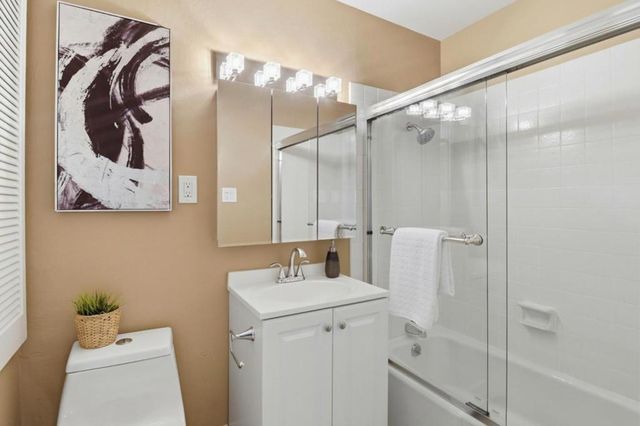 4175 George Avenue 4, San Mateo, CA 94403