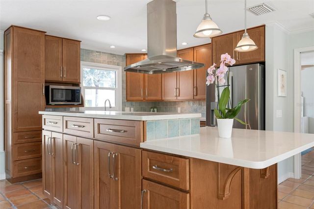 503 65TH STREET, Holmes Beach, FL 34217