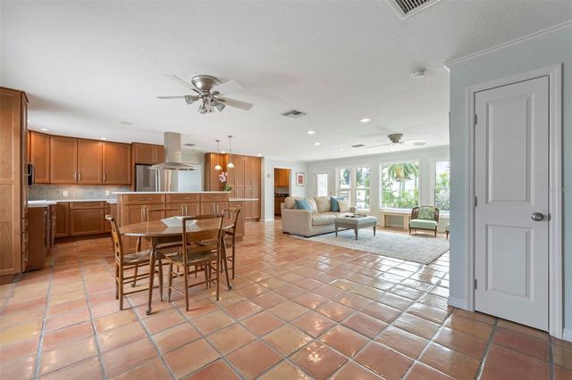 503 65TH STREET, Holmes Beach, FL 34217
