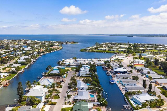 503 65TH STREET, Holmes Beach, FL 34217