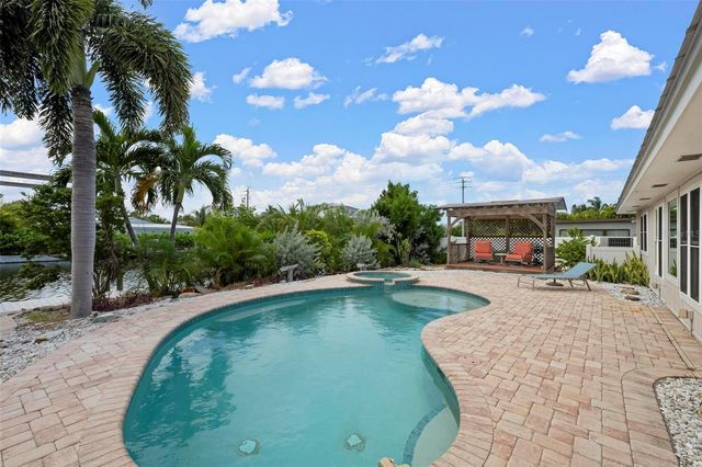 503 65TH STREET, Holmes Beach, FL 34217