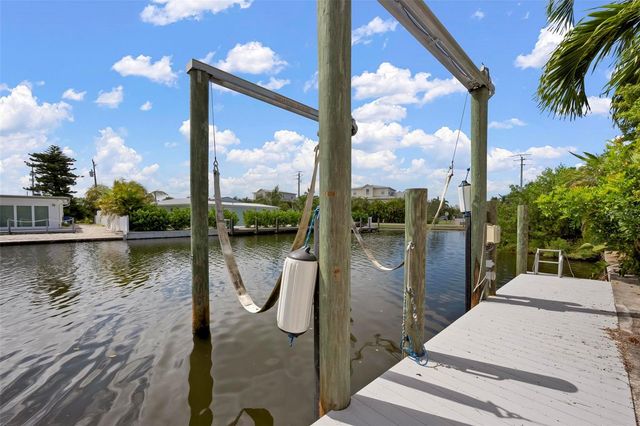 503 65TH STREET, Holmes Beach, FL 34217