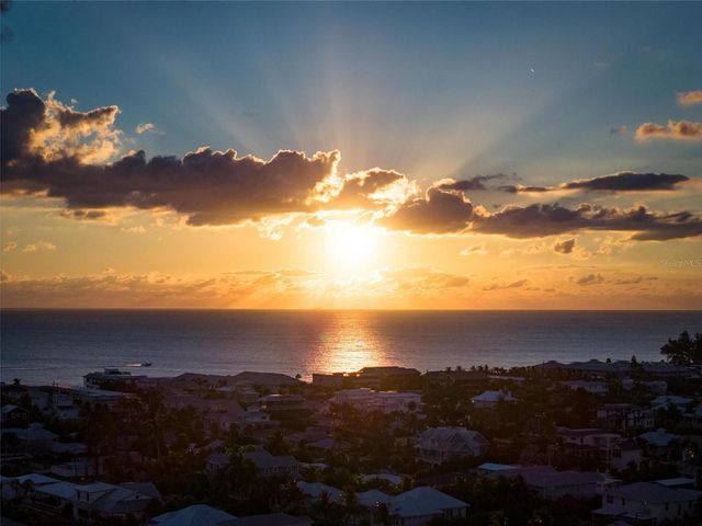 503 65TH STREET, Holmes Beach, FL 34217