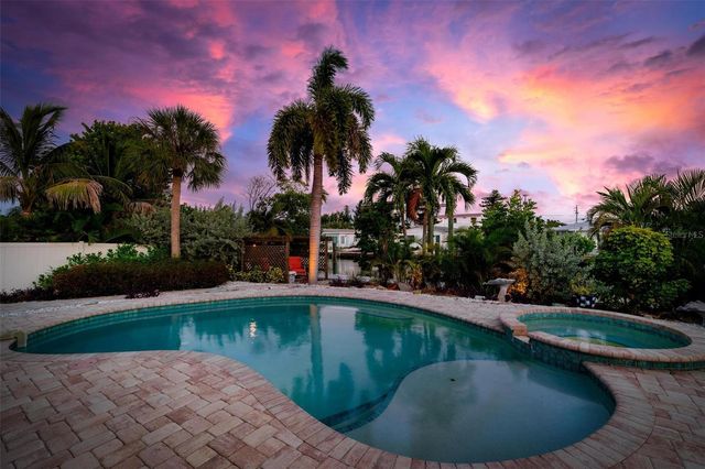 503 65TH STREET, Holmes Beach, FL 34217