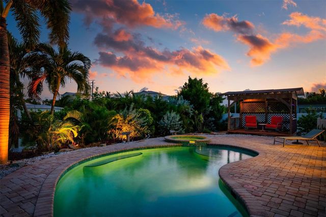 503 65TH STREET, Holmes Beach, FL 34217