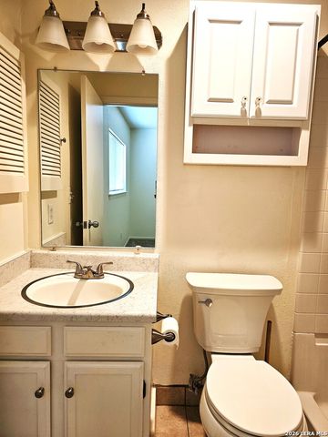 9514 Quicksilver, San Antonio, TX 78245