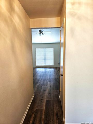 9514 Quicksilver, San Antonio, TX 78245