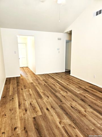 9514 Quicksilver, San Antonio, TX 78245