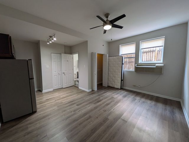 1627 N Humboldt Boulevard 1E, Chicago, IL 60647