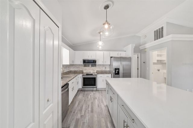 3920 SE 17 LANE, Ocala, FL 34471