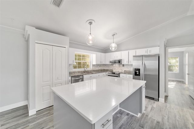3920 SE 17 LANE, Ocala, FL 34471