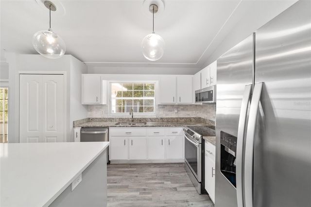 3920 SE 17 LANE, Ocala, FL 34471