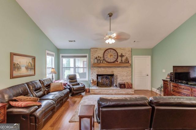 1200 Amhearst Oaks Drive, Lawrenceville, GA 30043