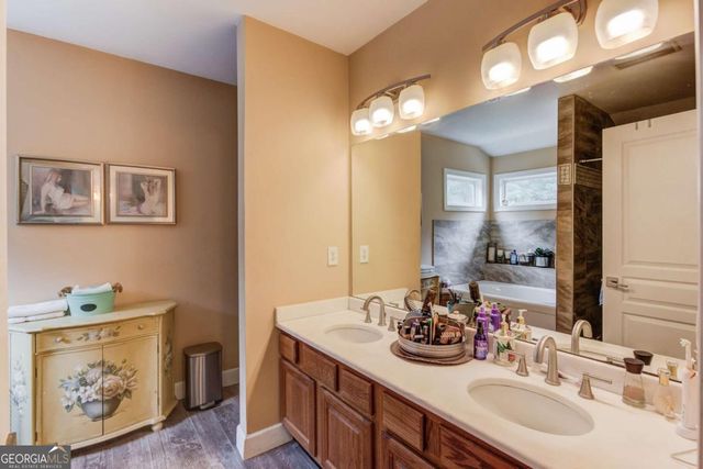 1200 Amhearst Oaks Drive, Lawrenceville, GA 30043