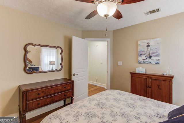1200 Amhearst Oaks Drive, Lawrenceville, GA 30043