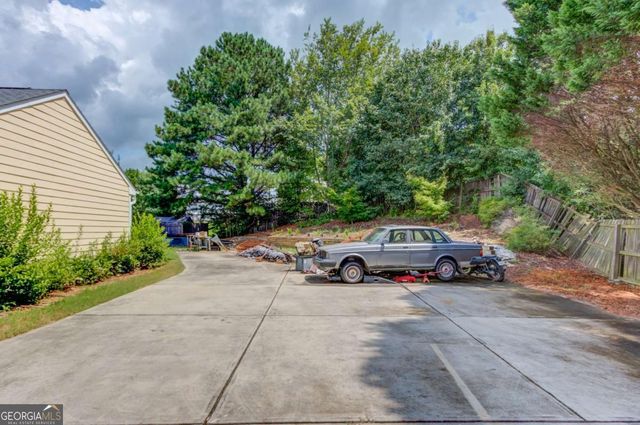 1200 Amhearst Oaks Drive, Lawrenceville, GA 30043