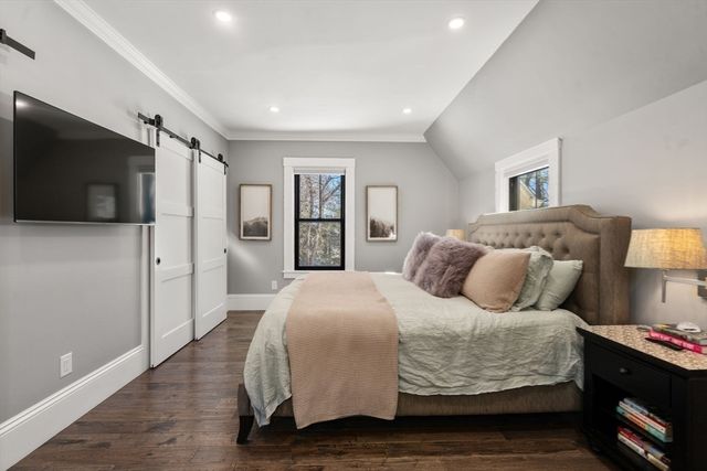 40 Kimlo Rd, Wellesley, MA 02481