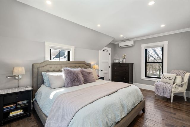 40 Kimlo Rd, Wellesley, MA 02481