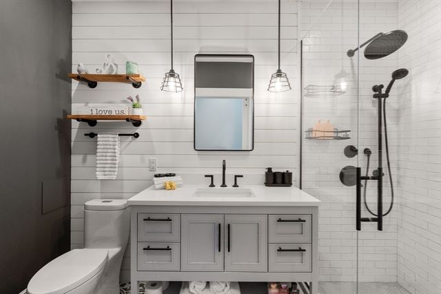 40 Kimlo Rd, Wellesley, MA 02481