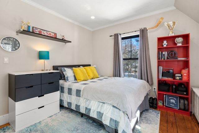 40 Kimlo Rd, Wellesley, MA 02481