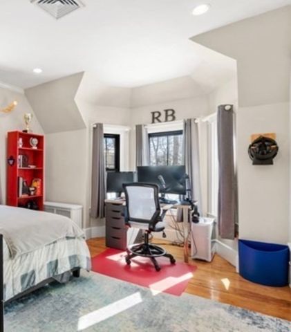 40 Kimlo Rd, Wellesley, MA 02481