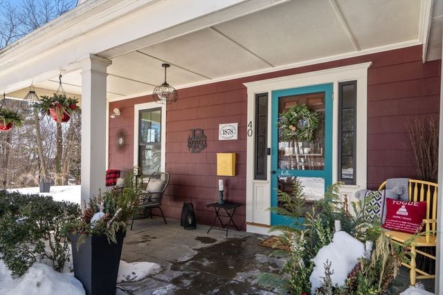 40 Kimlo Rd, Wellesley, MA 02481