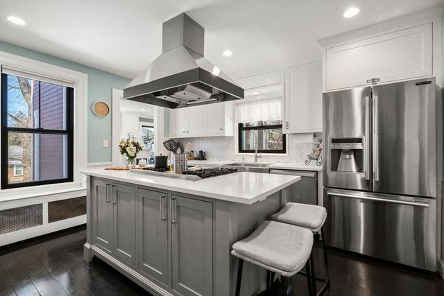 40 Kimlo Rd, Wellesley, MA 02481