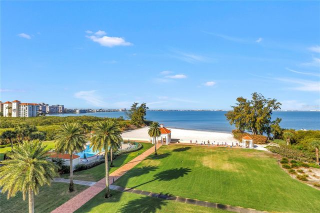 4737 DOLPHIN CAY LANE S 401, St Petersburg, FL 33711