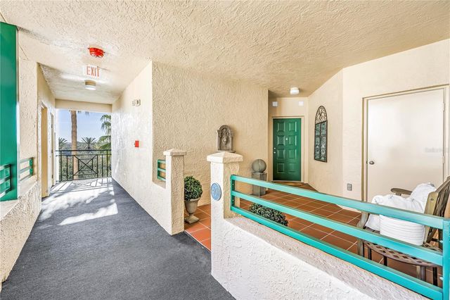 4737 DOLPHIN CAY LANE S 401, St Petersburg, FL 33711