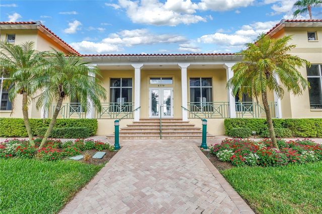 4737 DOLPHIN CAY LANE S 401, St Petersburg, FL 33711