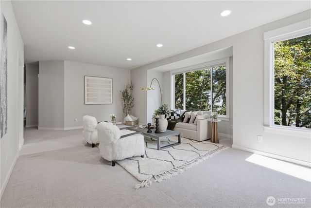 2156 NW Harmony Wy, Issaquah, WA 98027