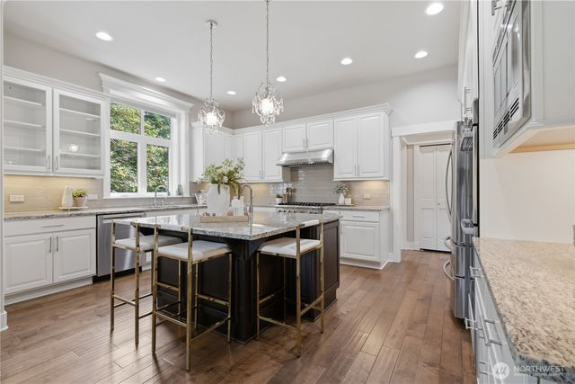 2156 NW Harmony Wy, Issaquah, WA 98027