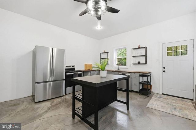 34 E MOUNT PLEASANT AVE, Philadelphia, PA 19119