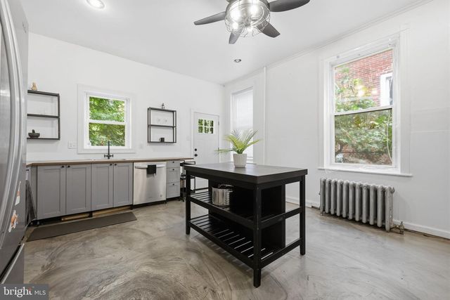 34 E MOUNT PLEASANT AVE, Philadelphia, PA 19119
