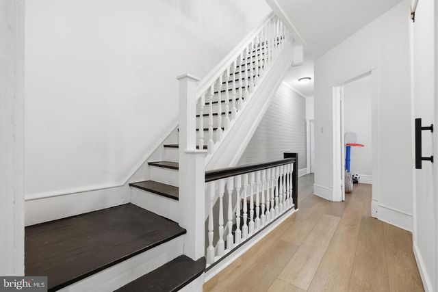 34 E MOUNT PLEASANT AVE, Philadelphia, PA 19119