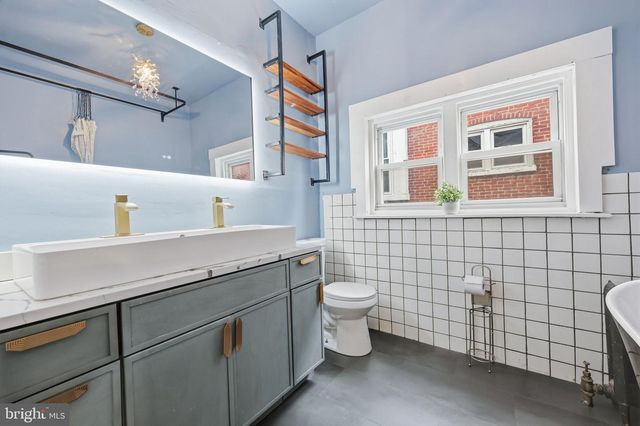 34 E MOUNT PLEASANT AVE, Philadelphia, PA 19119