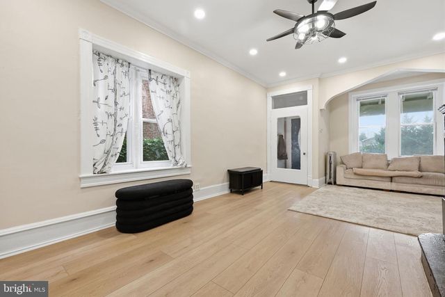 34 E MOUNT PLEASANT AVE, Philadelphia, PA 19119