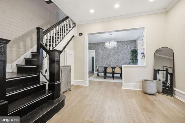 34 E MOUNT PLEASANT AVE, Philadelphia, PA 19119