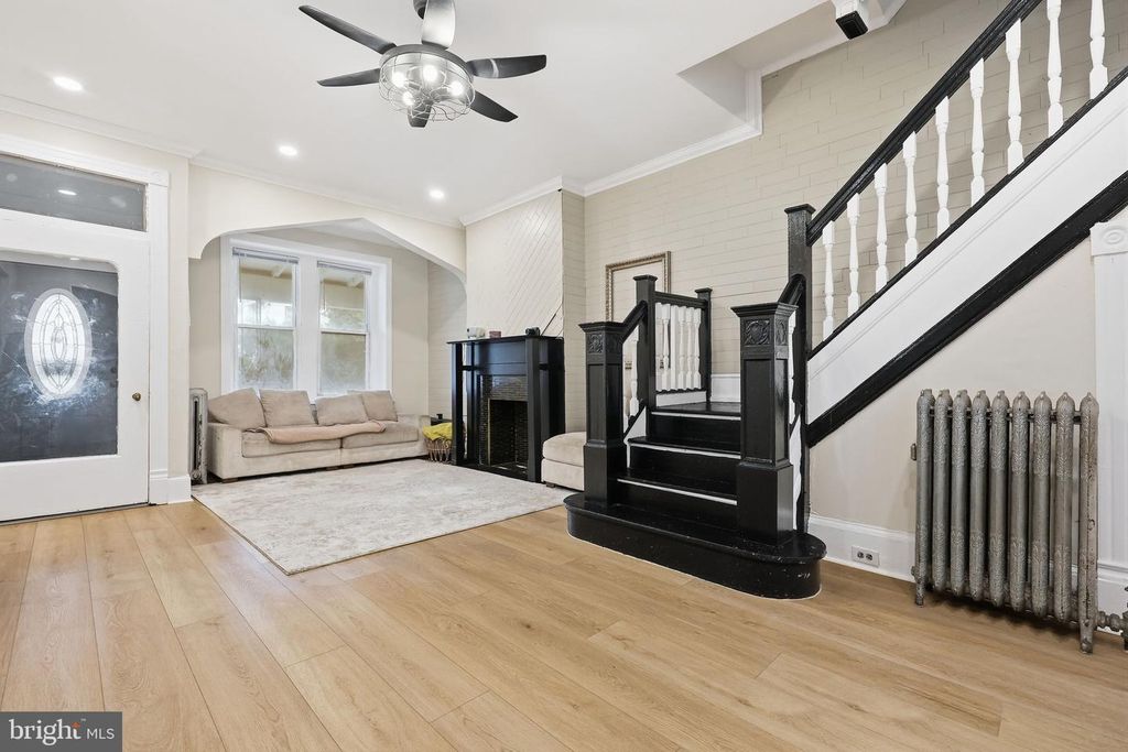 34 E MOUNT PLEASANT AVE, Philadelphia, PA 19119 — photo 5